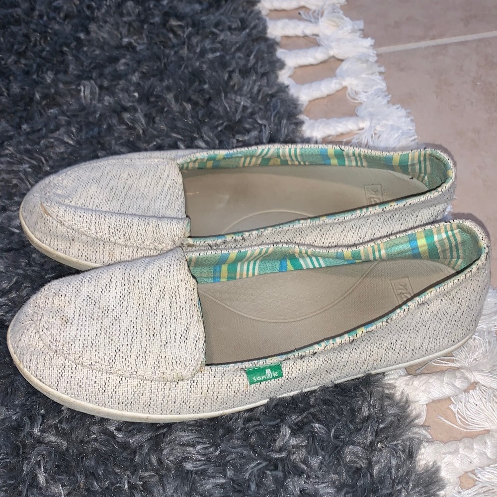 🔥bundle🔥 Sanuk slip on shoes